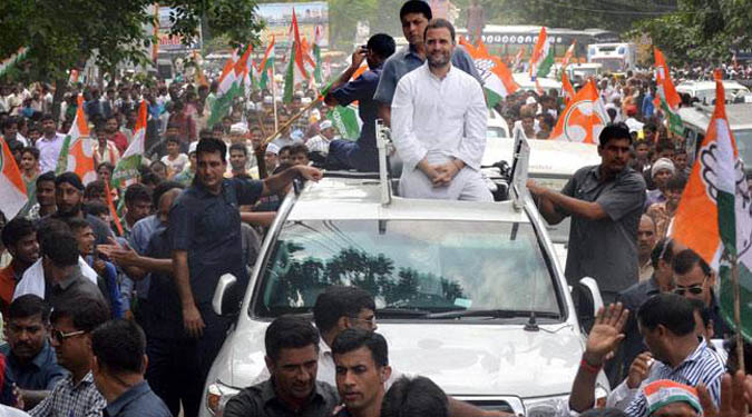सैकड़ो पुलिसकर्मियों की सुरक्षा में राहुल की किसान यात्रा