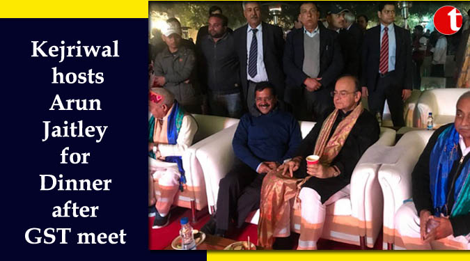 Kejriwal hosts Arun Jaitley for Dinner After GST Meet