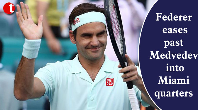 Federer eases past Medvedev into Miami quarters