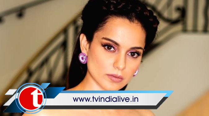 Kangana flaunts princess-like look at Cannes red carpet
