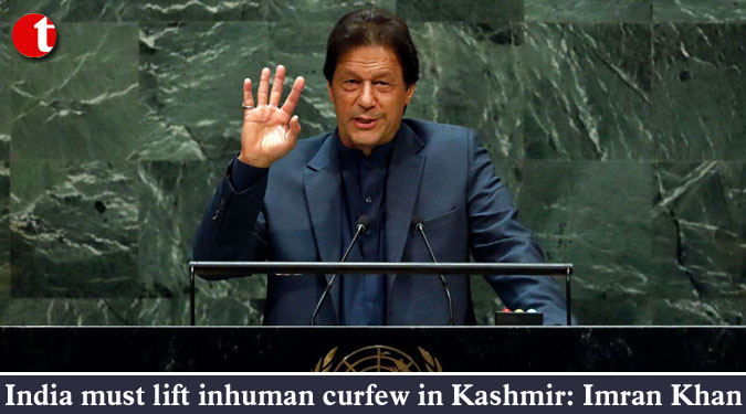 India must lift inhuman curfew in Kashmir: Imran Khan