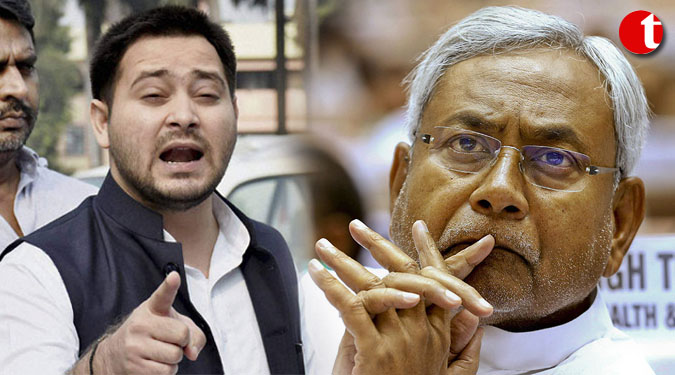 नीतीश की टिप्पणी पर भड़के तेजस्वी, कहा-किसी भी विषय पर बहस कर लें