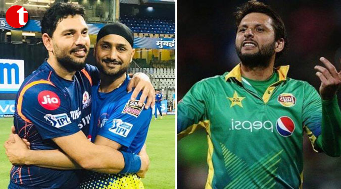 Afridi feels Harbhajan & Yuvraj are ''majboor'' to react against him