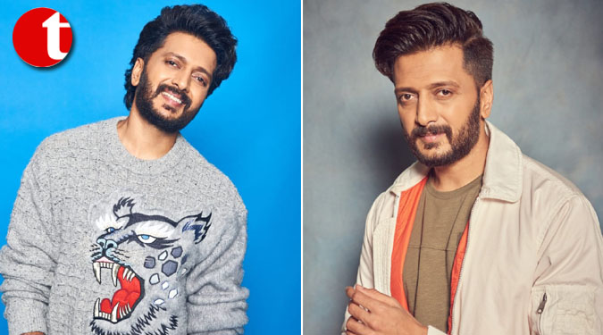 RITEISH DESHMUKH MAKES A BOLLYWOOD-STYLE ENTRY ON MX TAKATAK